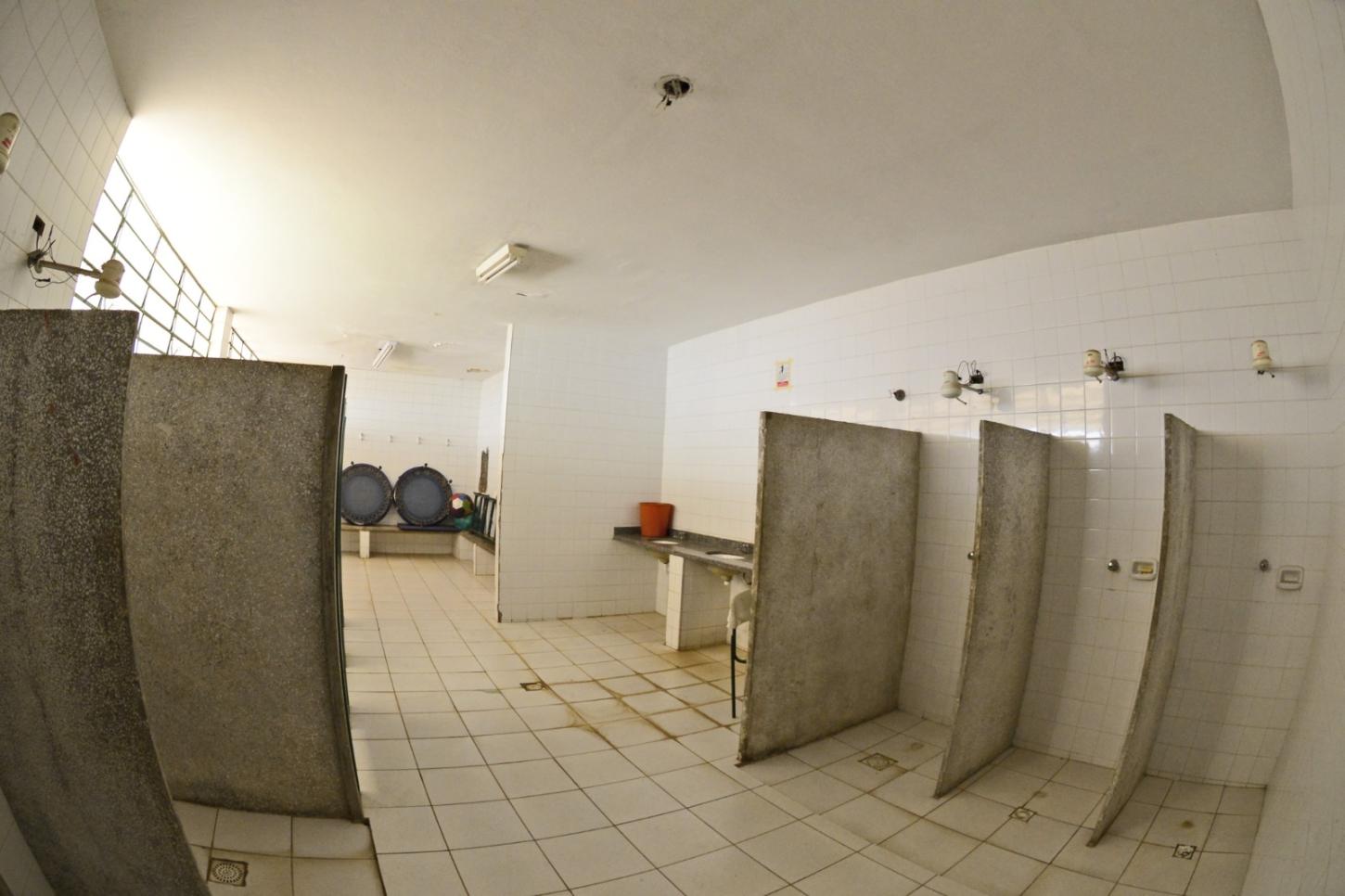 O reservatório de 50 m³ fornecerá água as casas de carvão ativado, polímero, cloro e dióxido de cloro..jpg~536 KB