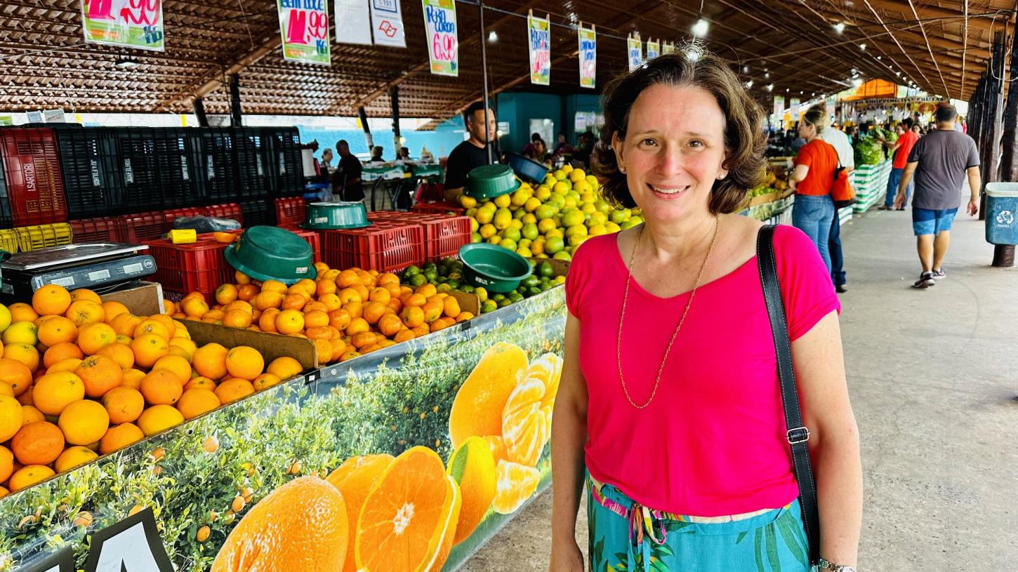 Estudantes estrangeiros conhecem os programas da Sema e o Varejão da Paulista
