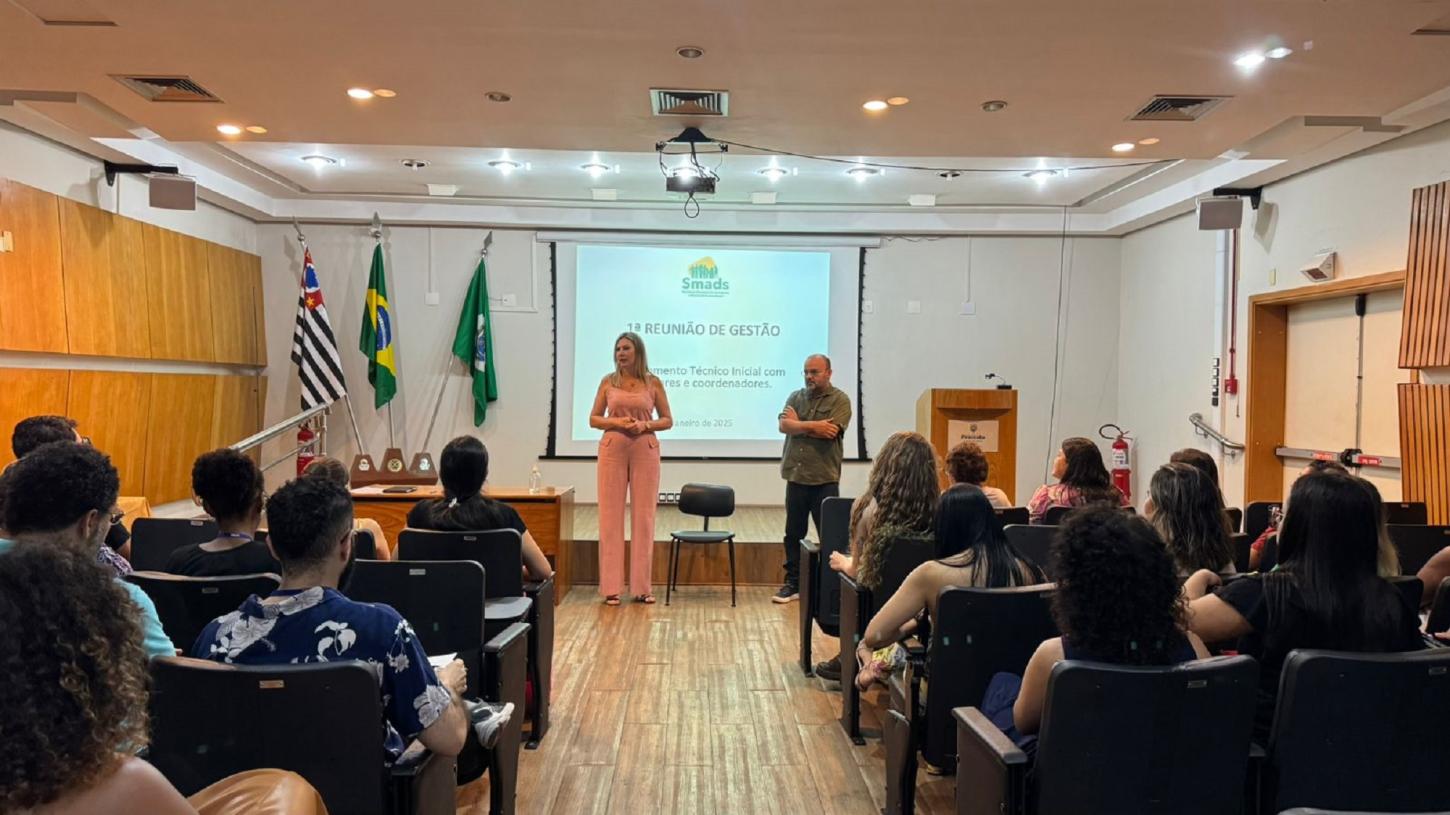 Secretária visita unidades da assistência social para alinhamento do trabalho