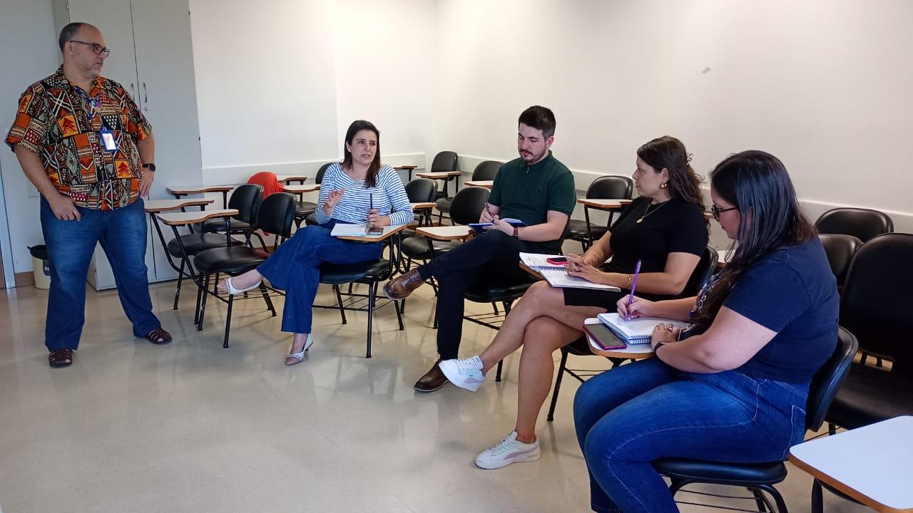 Secretaria de Turismo oferece capacitação gratuita para artesãos e guias de turismo