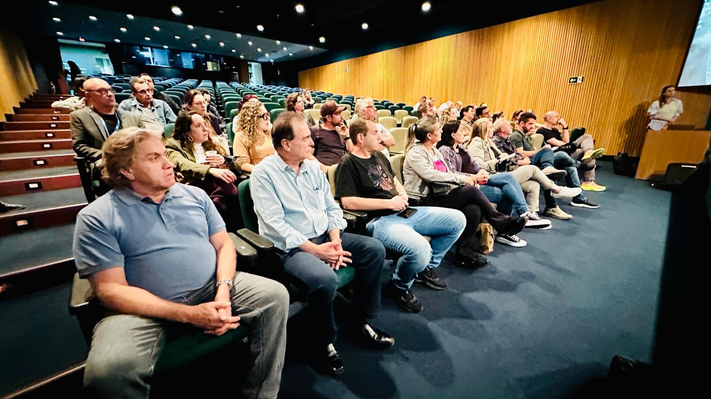 Mercado Municipal: prefeito Helinho Zanatta se reúne com permissionários afetados