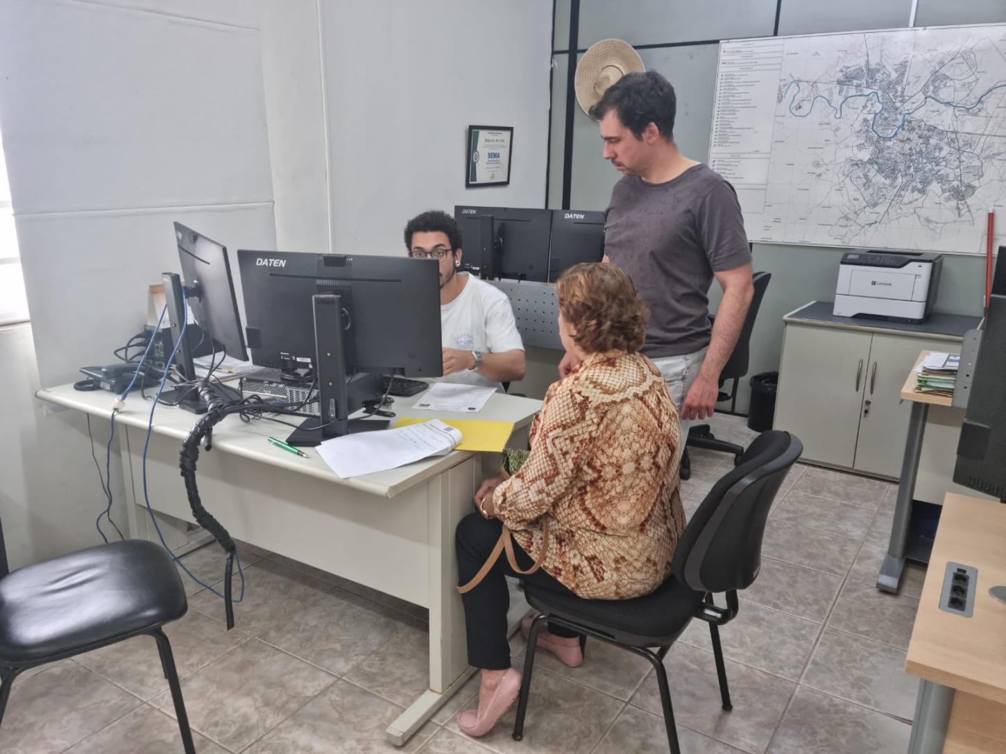 Prefeitura recebe produtores para regularização do Cadastro Ambiental Rural