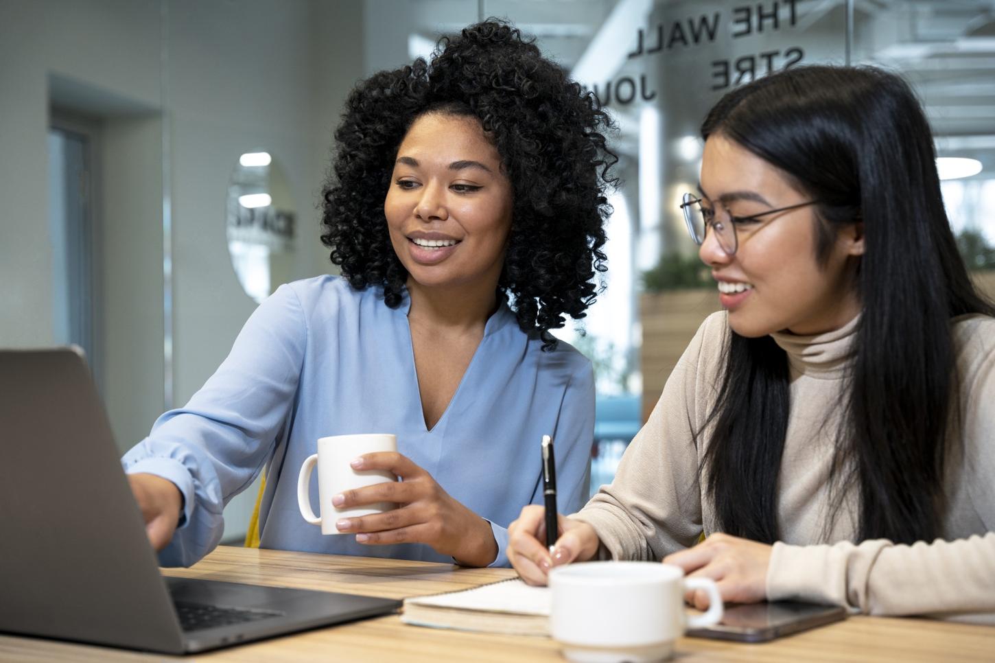 Empreendedorismo feminino: Prefeitura abre inscrições para capacitação sobre vendas na Black Friday