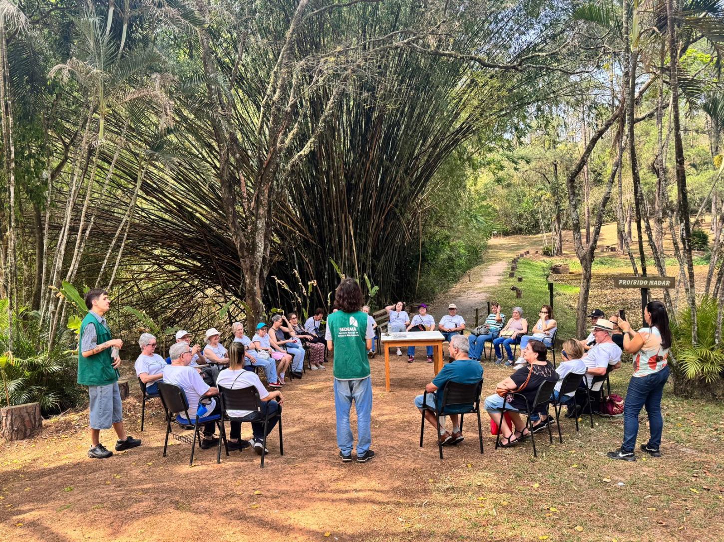 Prefeitura encerra atividades alusivas ao Mês da Árvore com vivência no Horto de Tupi