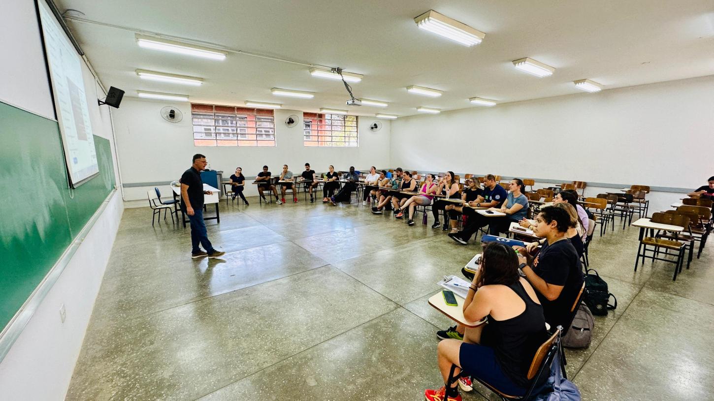 Prefeitura promove formação para professores de Educação Física com foco em inclusão de estudantes autistas