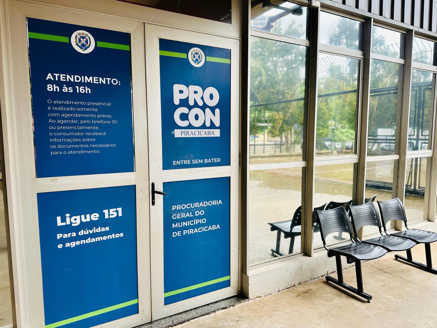 Procon Piracicaba e OAB realizam blitz educativa com orientações ao consumidor