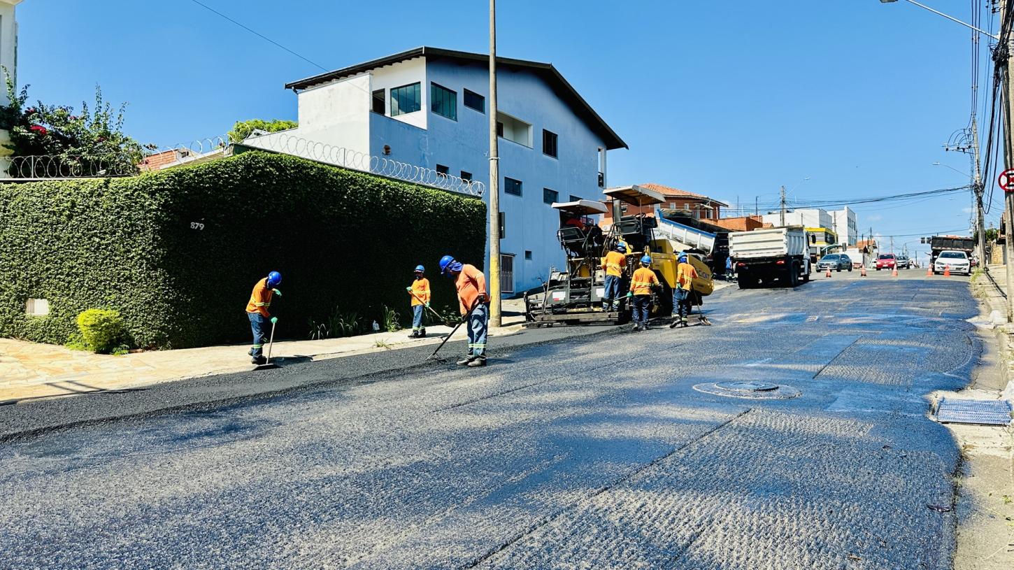 Recape: Prefeitura inicia aplicação de massa asfáltica na avenida Pompeia