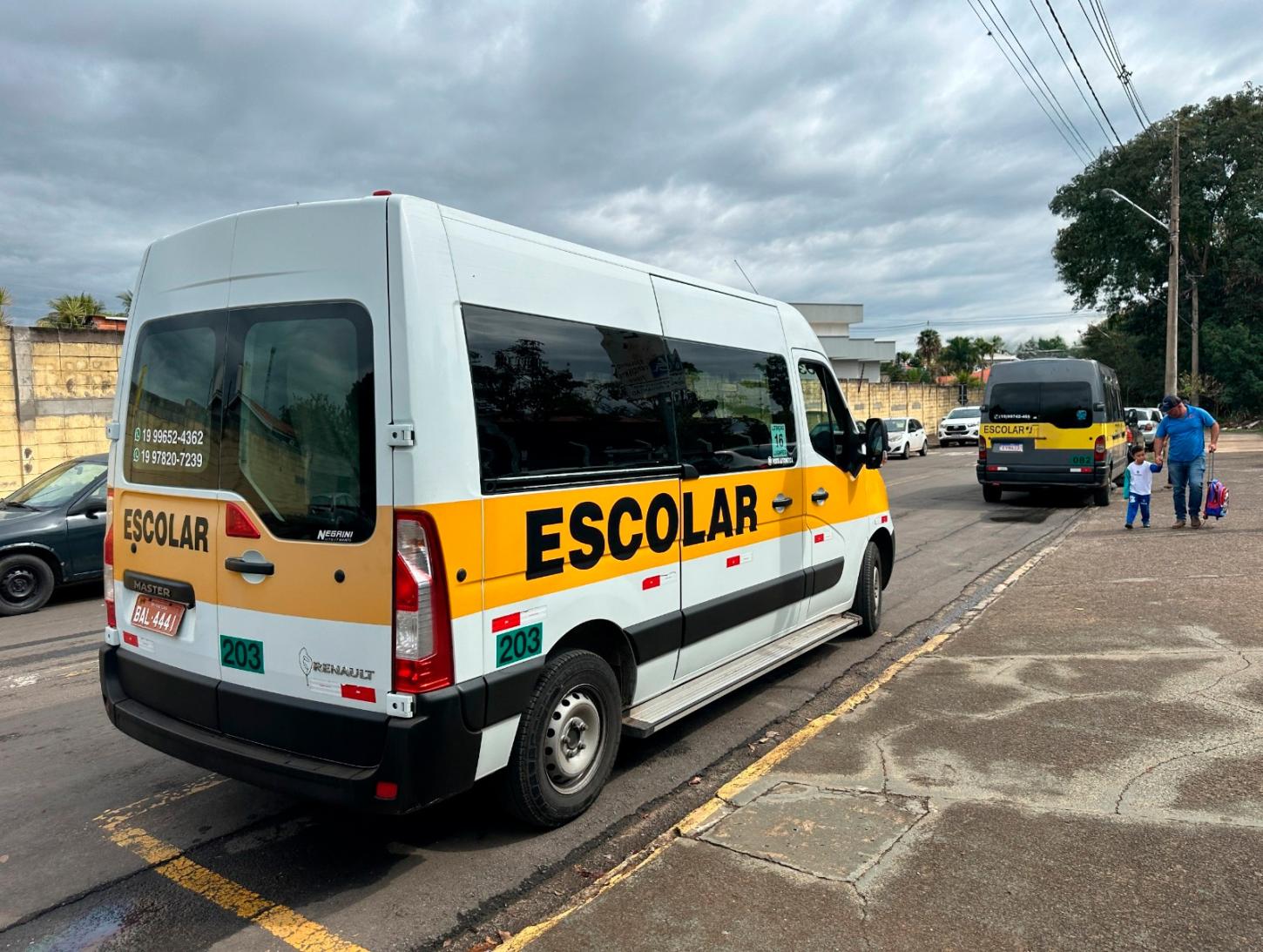 Renovação da autorização para prestação do serviço de van escolar deve ser feita pelo site da Prefeitura