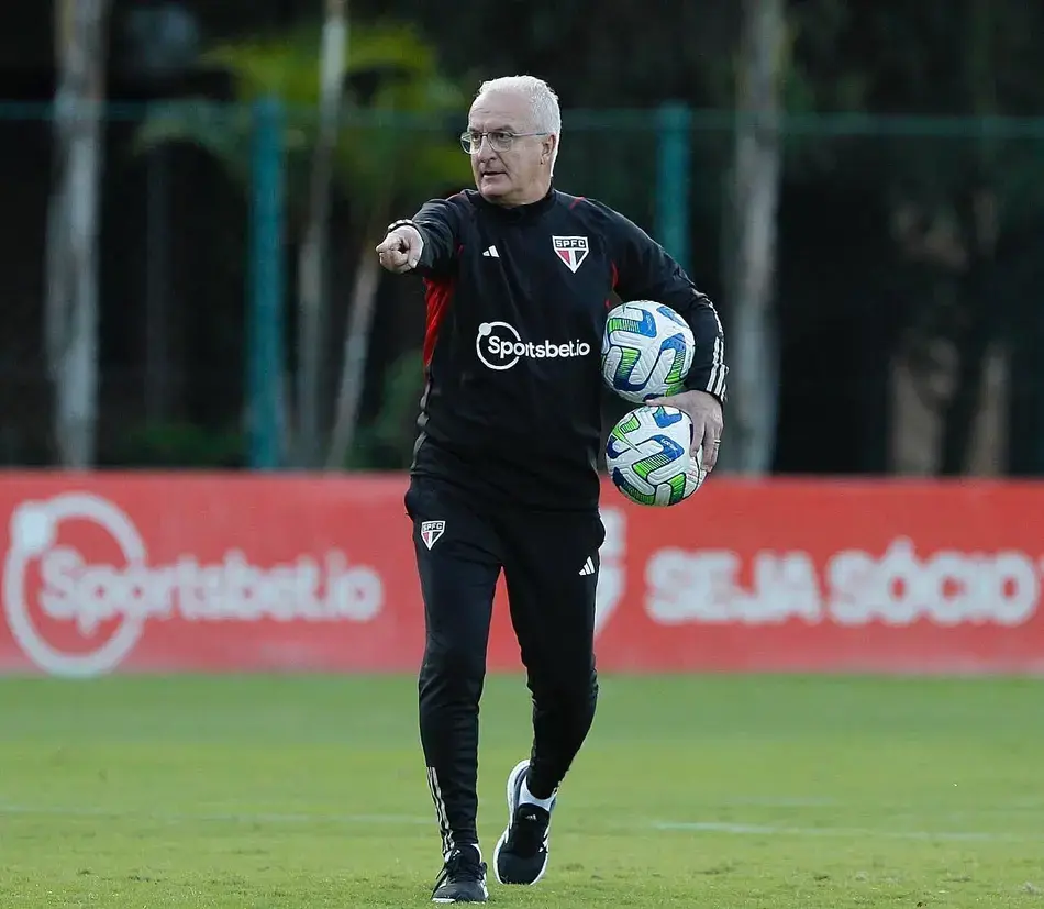 Escalação: À espera de Dorival, São Paulo tem retorno, mas sofre com baixas no ataque