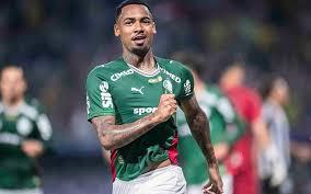 Titular de Abel, Allan cresce em jogos grandes e é uma das maiores apostas do Palmeiras em 2026