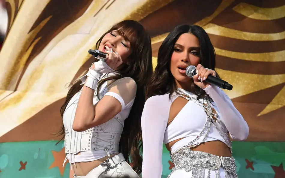 Apresentação de Anitta na Copa do Mundo chama atenção: 'Devia'
