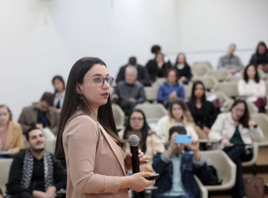 Capacitação reúne 200 profissionais para fortalecer diagnóstico precoce do câncer de boca e de cabeça e pescoço