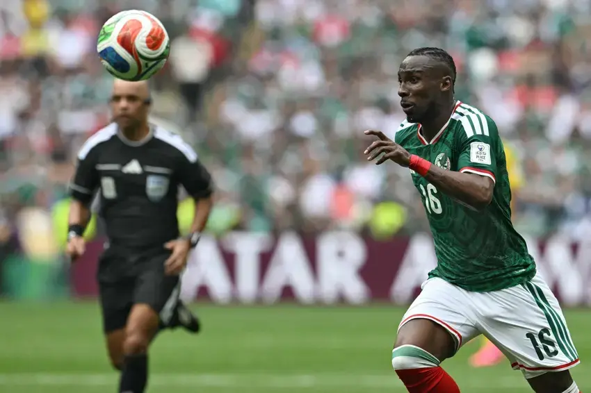 Em jogo de três expulsões, México bate a África do Sul na abertura da Copa do Mundo