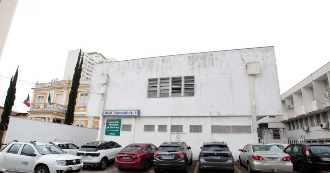 Prefeitura reestrutura Laboratório Municipal e garante economia de R$ 3,6 milhões por ano, sem impacto nos atendimentos