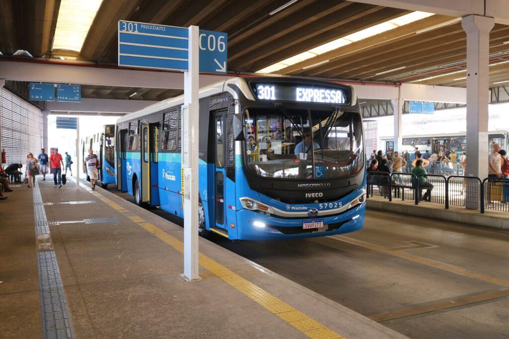Nova lei obriga instalação de câmeras em ônibus do transporte público de Piracicaba
