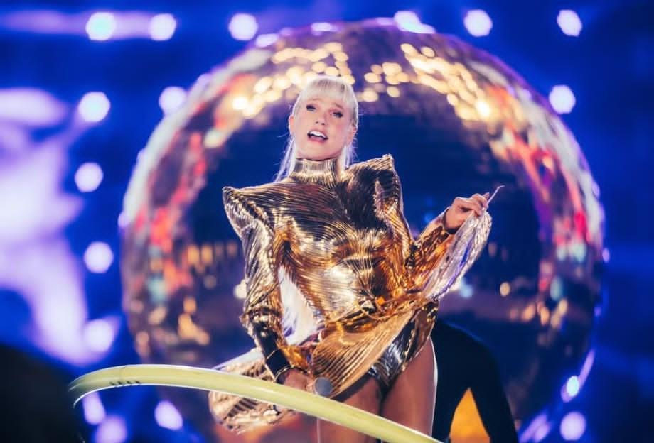 Show de despedida de Xuxa: como foram criados os mais de 200 figurinos de 