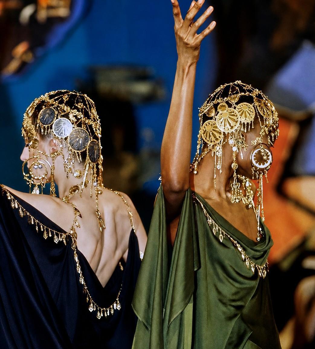 Met Gala 2027: John Galliano inspira tema e ganha grande exposição