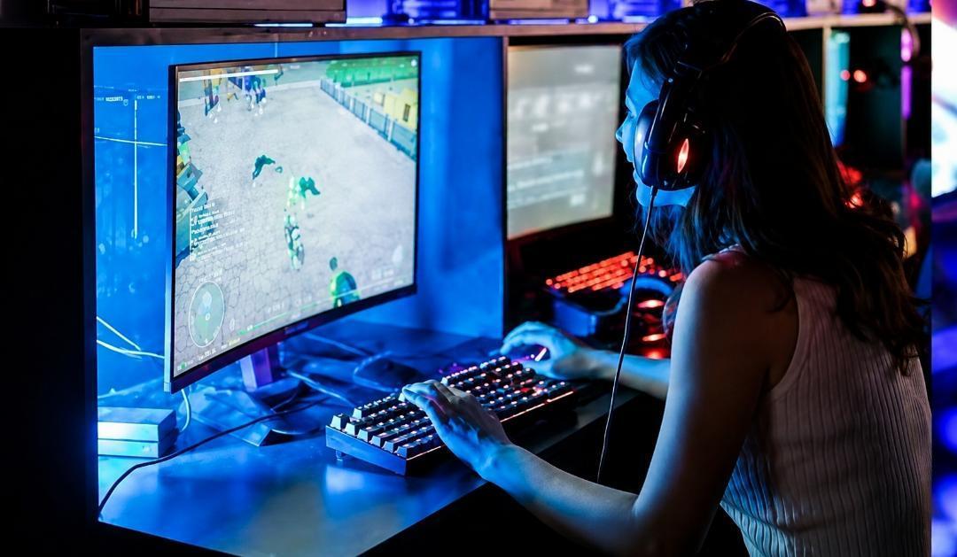 Núcleo da Polícia de SP monitora continuamente quase 2 mil alvos e já salvou 406 vítimas em crimes cometidos no ambiente digital