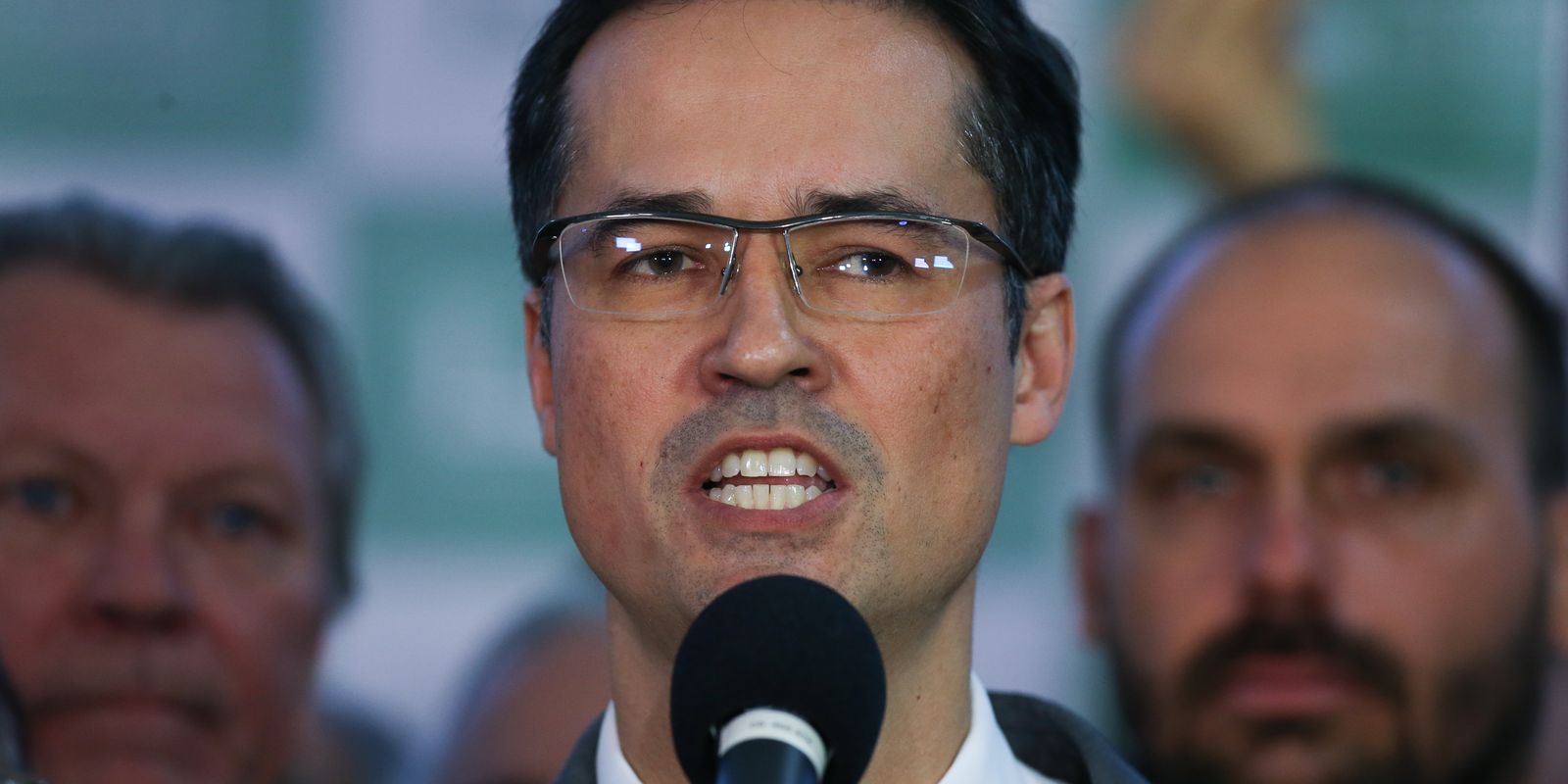 Maioria do TSE mantém suspensão da campanha de Deltan ao Senado