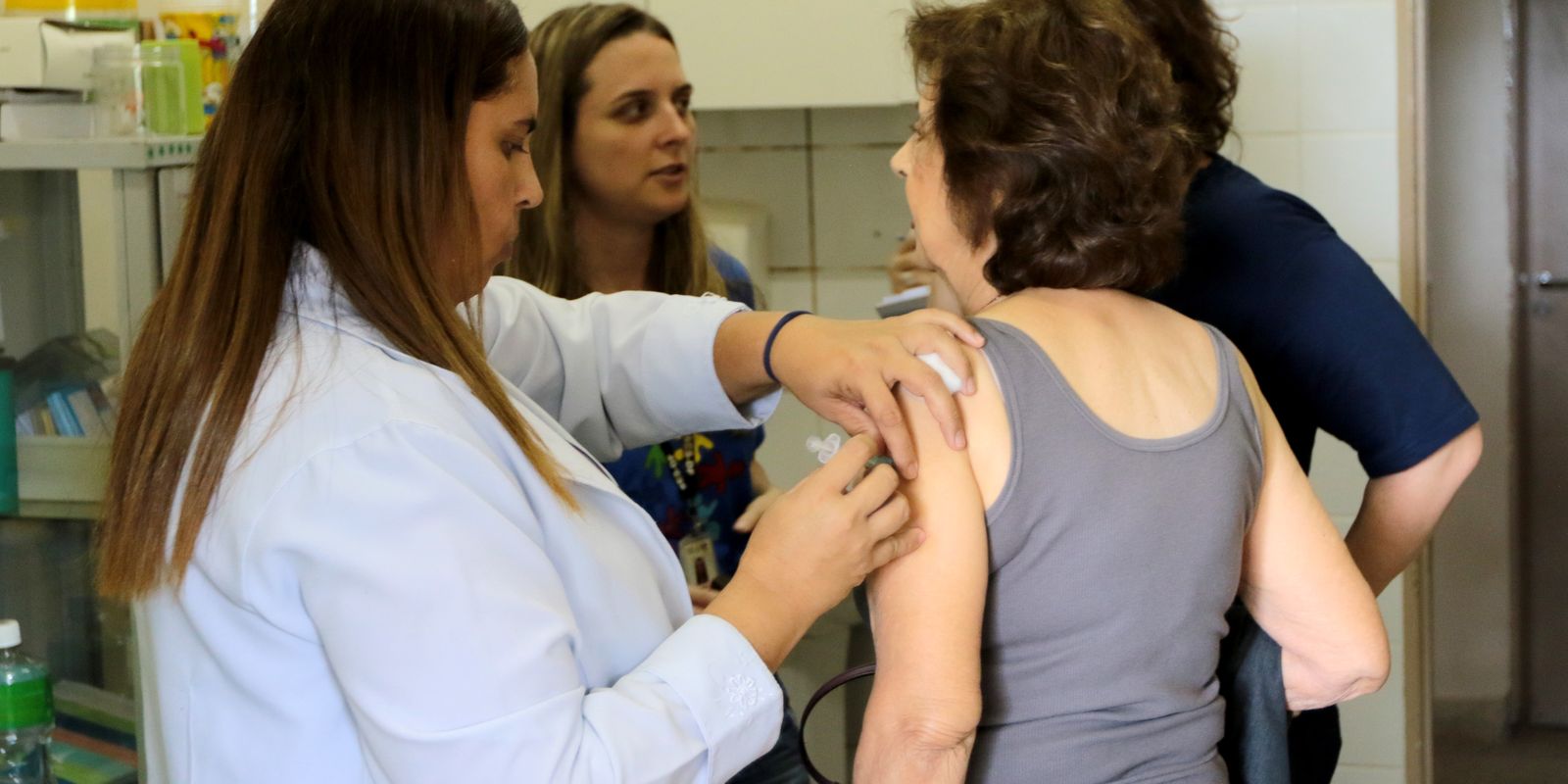 SUS amplia cobertura da vacina Pneumo 20 para maiores de 85 anos