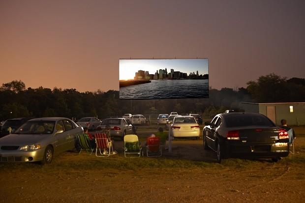 Cinema drive-in gratuito chega ao Engenho Central neste fim de semana