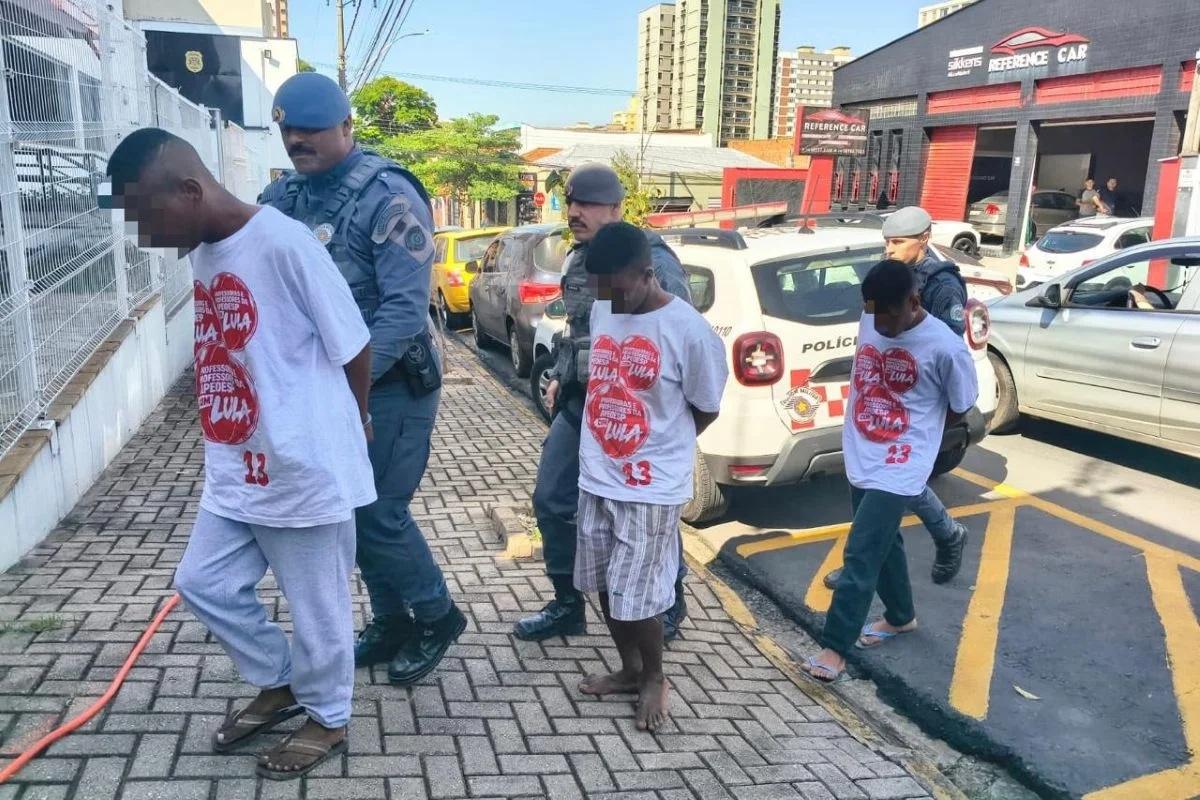 O que se sabe e o que ainda falta esclarecer sobre a denúncia de que PMs obrigaram suspeitos a vestir camisetas do PT em Piracicaba