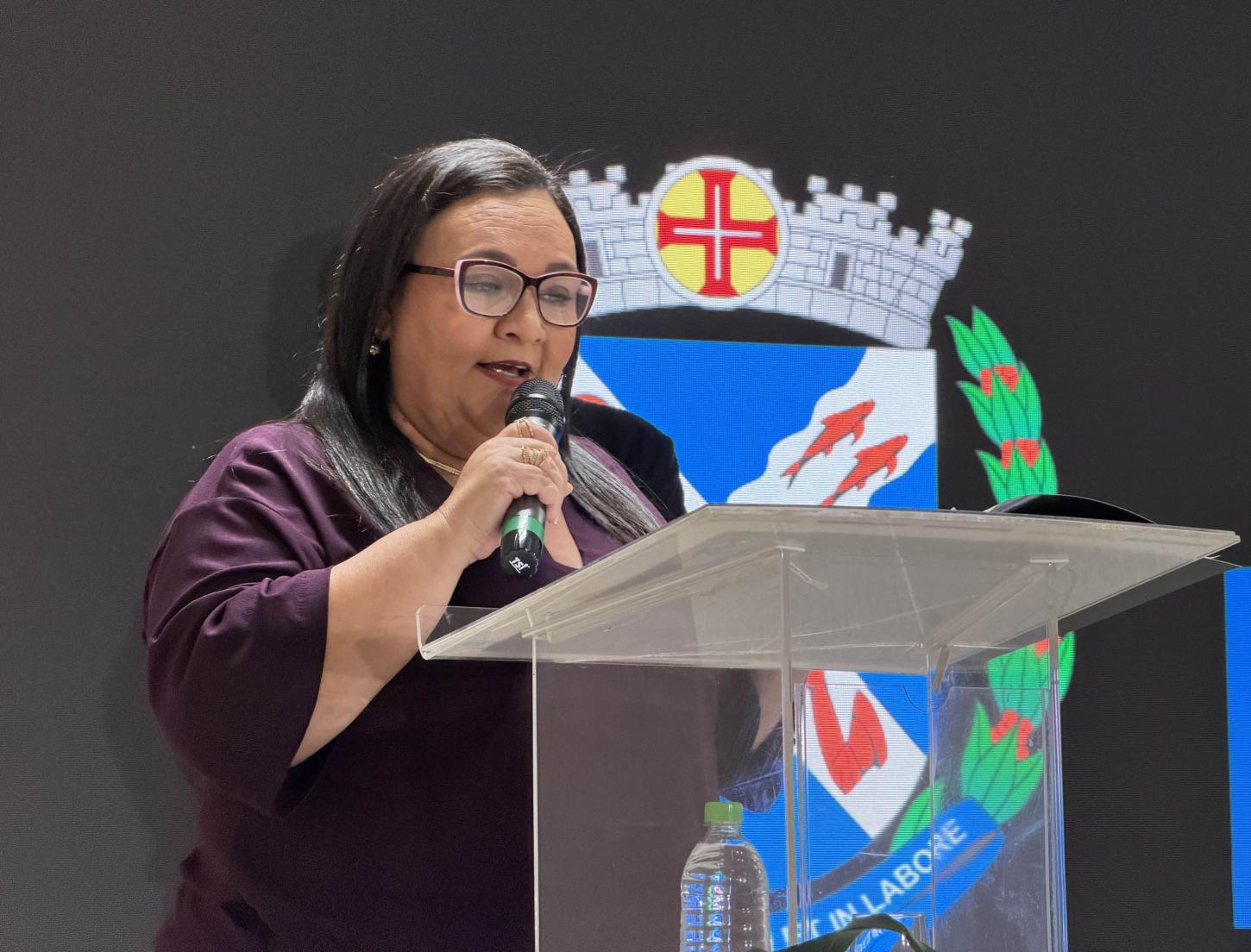 Profissionais da Rede Municipal de Ensino recebem Prêmio Educador do Ano
