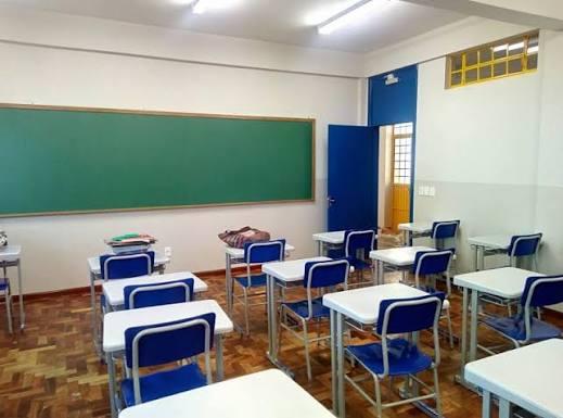 Seu filho passa sete horas na escola. Mas está aprendendo de verdade?