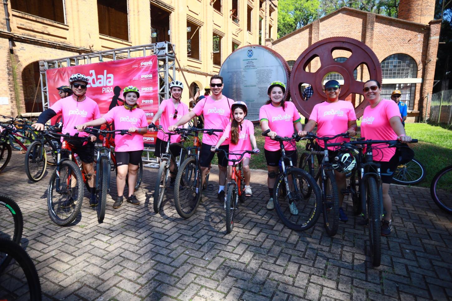 Turismo e solidariedade: 4º Pedala Pira teve arrecadação de 410 pacotes de lenços umedecidos
