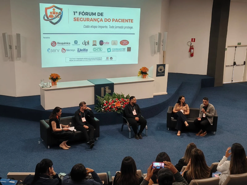 Unicamp reúne cerca de 100 profissionais em 1º Fórum de Segurança do Paciente
