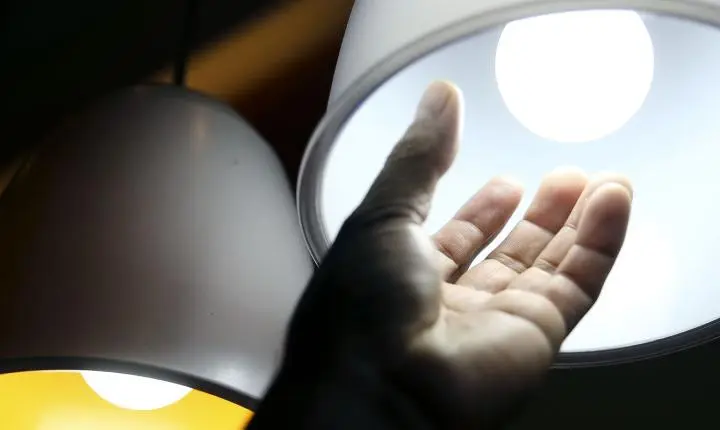 Conta de luz fica 10% mais cara em São Paulo