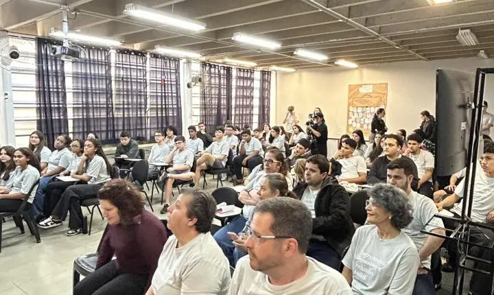 Hyundai leva tecnologia e inovação para estudantes da Escola Estadual Melo Moraes em ação educativa em Piracicaba