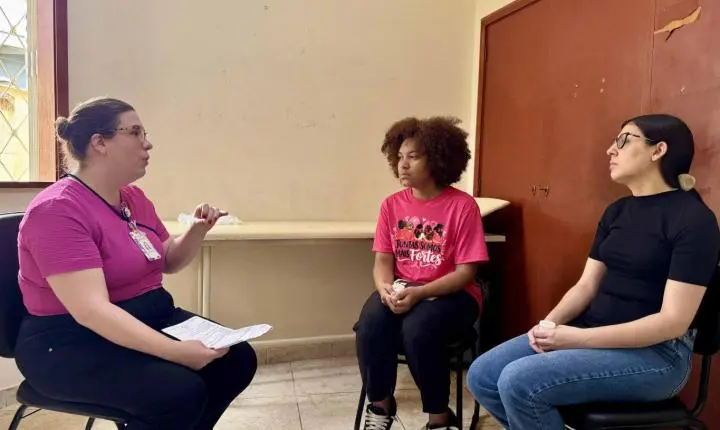 Outubro Rosa em Ação leva atendimento a 66 unidades de saúde e realiza mutirão no Postão