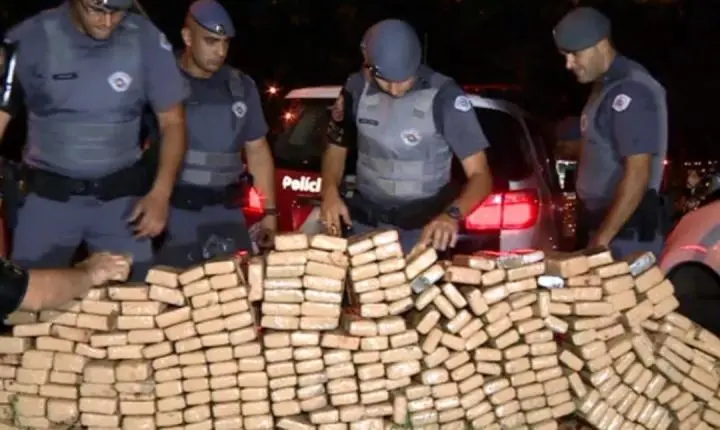 PM de SP apreende 500 kg de maconha em veículo no interior do estado