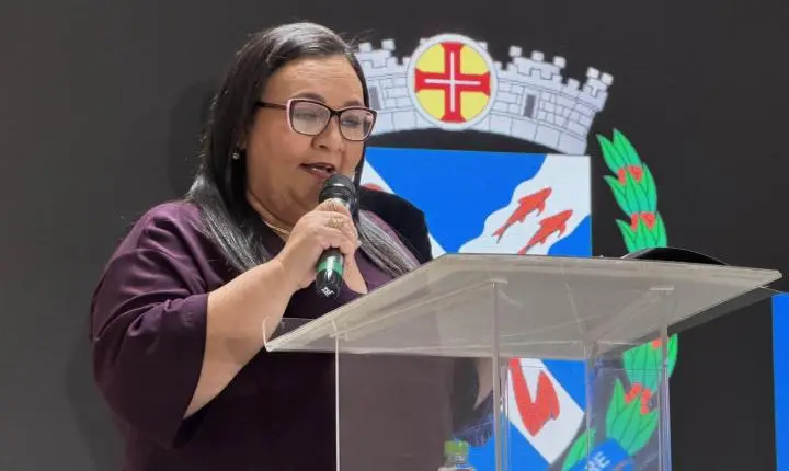 Profissionais da Rede Municipal de Ensino recebem Prêmio Educador do Ano