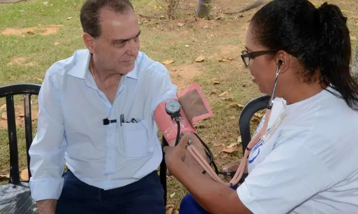 Saúde nos Bairros realiza 5.440 atendimentos e leva cuidado para mais perto da população