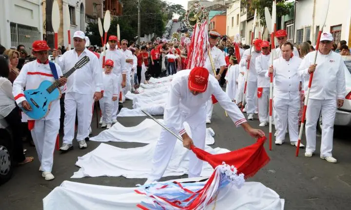 Seresta no Largo marca início das comemorações da Festa do Divino