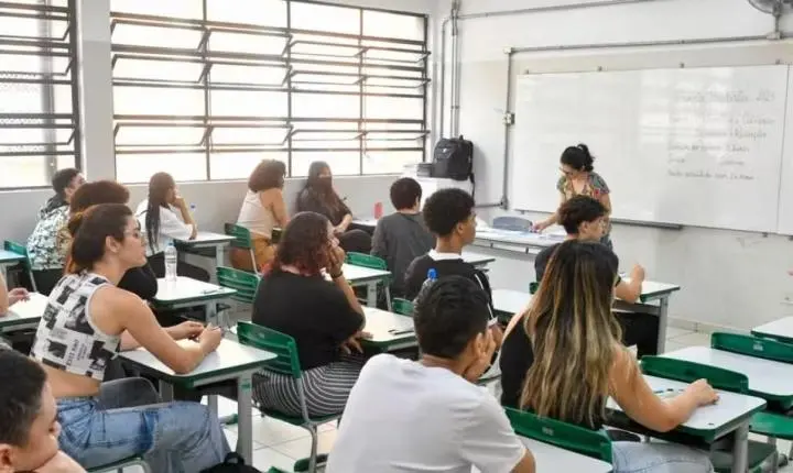 SP avança em todas as etapas da educação básica no Ideb e atinge recorde no Ensino Médio 