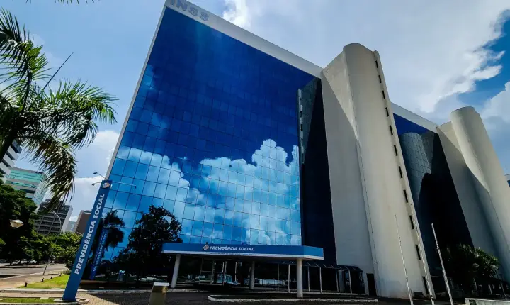 STF rejeita pedido de destaque para revisão de aposentadorias do INSS