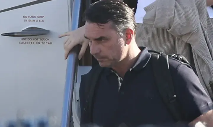 Operação Secreta: veja fotos da chegada de Flávio Bolsonaro nos EUA