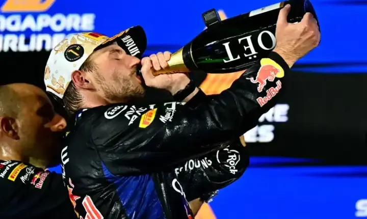 Verstappen quebra tabu e vence GP de Singapura pela primeira vez na F1