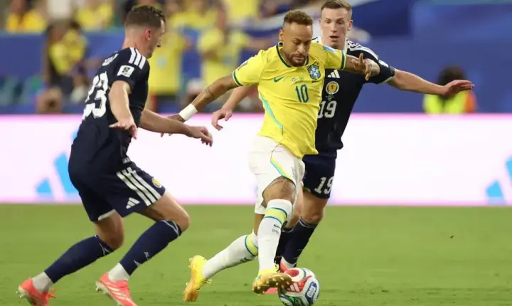 Baila! Em volta de Neymar, Vini Jr brilha, e Brasil bate Escócia